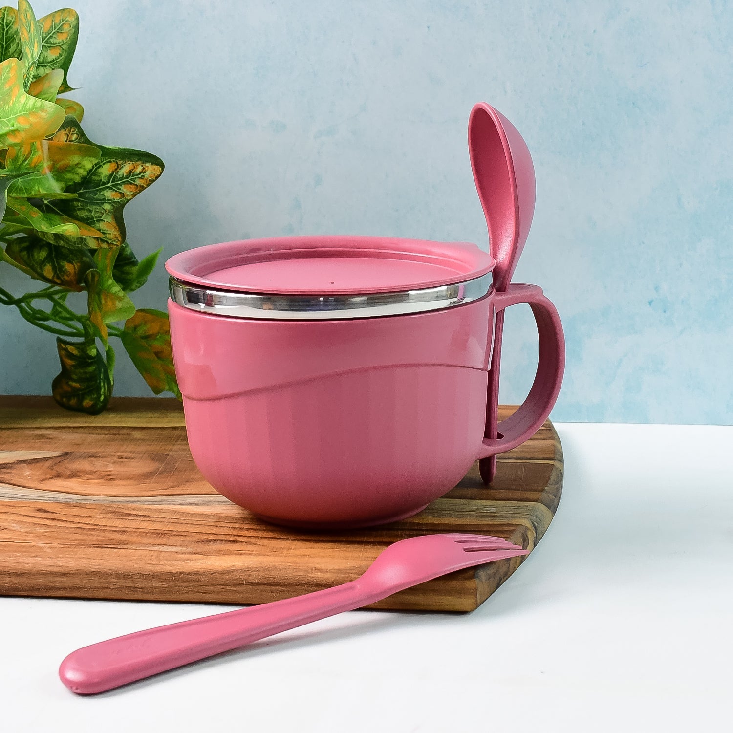 Apex Premium 700 ML Multipurpose Noodle Bowl with Handle, Lid and Fork Apex Premium 700 ML Multipurpose Noodle Bowl with Handle, Lid and Fork